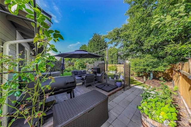 6008 S Bakerview Park Dr, Ferndale, WA 98248 - fenced backyard with an outdoor living space and a patio