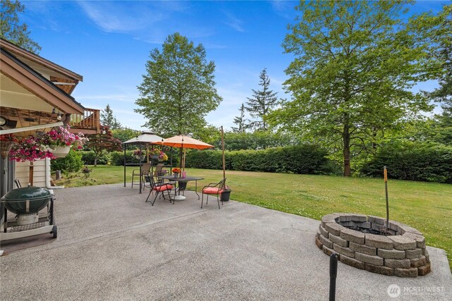 23019 Arlington Heights Rd, Arlington, WA 98223 - view of patio / terrace featuring a fire pit