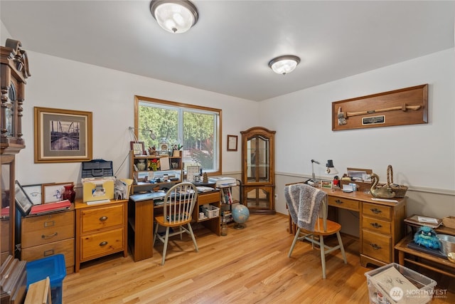 23019 Arlington Heights Rd, Arlington, WA 98223 - office area featuring light wood finished floors