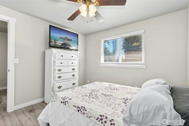2427 Spruce Rd, Lake Stevens, WA 98258 - bedroom featuring light wood-style floors and ceiling fan
