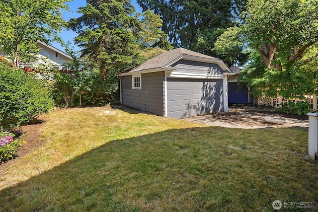 6518 18th Ave NE, Seattle, WA 98115 - view of yard with an outdoor structure and a garage
