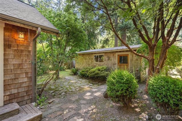 5579 NE Foster Rd, Bainbridge Island, WA 98110 - view of yard