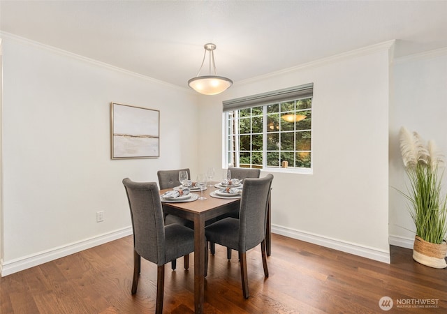 9822 NE 122nd St Unit U101, Kirkland, WA 98034 - dining room featuring crown molding and wood finished floors