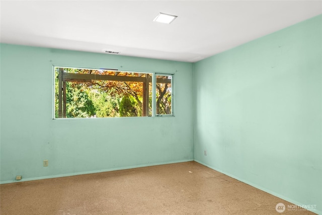 4728 86th Ave SE, Mercer Island, WA 98040 - unfurnished room with plenty of natural light