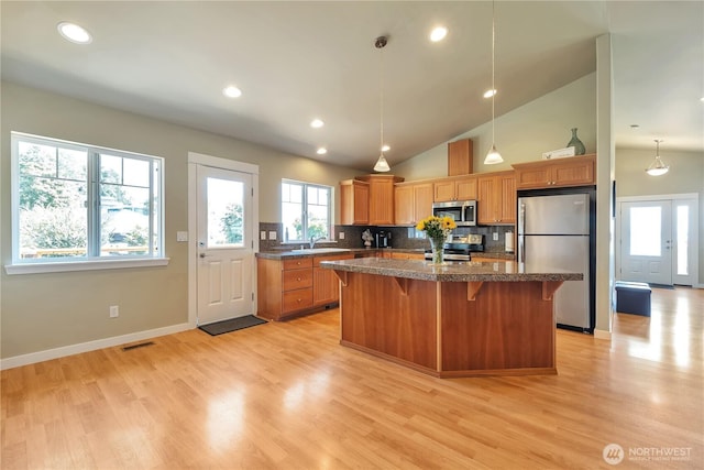 2216 Yukon Harbor Rd SE, Port Orchard, WA 98366 - photo 12