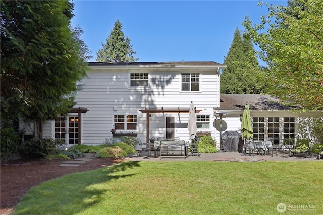 4712 90th Ave SE, Mercer Island, WA 98040 - rear view of property featuring a patio area and a lawn