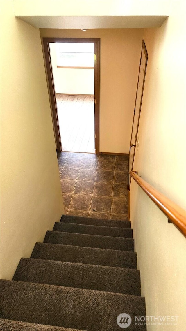 2316 Xenia St Unit 2316, Bellingham, WA 98229 - view of staircase