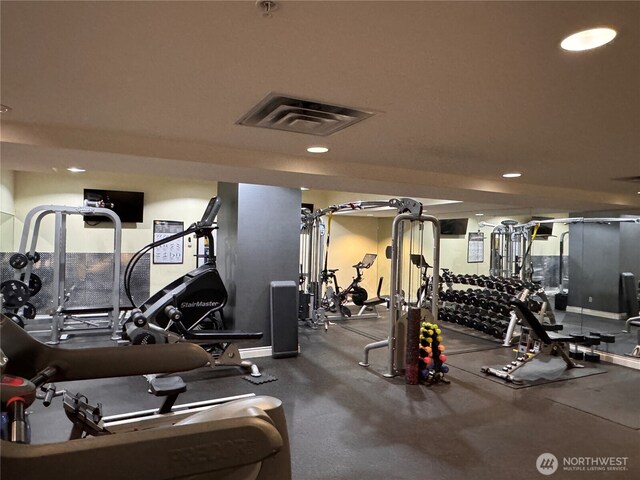 1420 Terry Ave Unit 1607, Seattle, WA 98101 - exercise room with recessed lighting