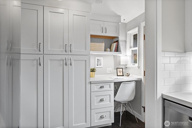 4301 1st Ave NW, Seattle, WA 98107 - home office with built in desk