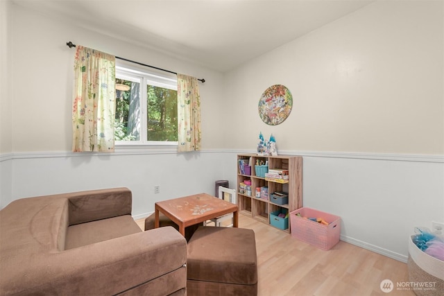 10 Cedar Pl, Bellingham, WA 98229 - living area featuring wood finished floors and baseboards