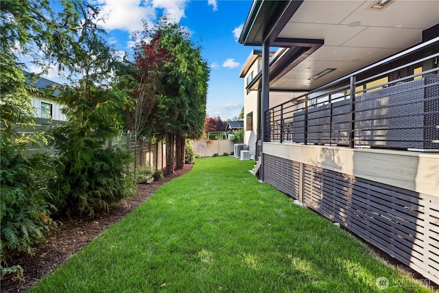 5515 108th Ave NE, Kirkland, WA 98033 - view of yard