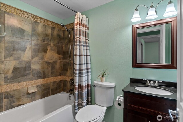 1315 Gaspar St, Wenatchee, WA 98801 - bathroom with shower / bath combination with curtain and vanity