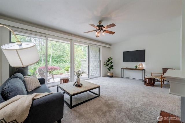 22703 Lakeview Dr Unit E5, Mountlake Terrace, WA 98043 - carpeted living area featuring a ceiling fan