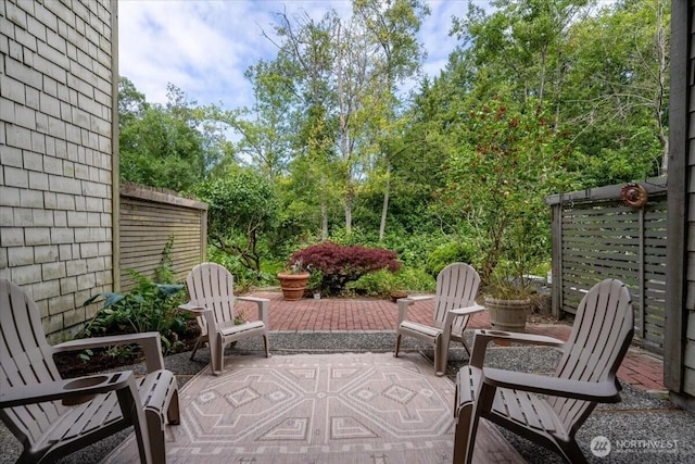 22703 Lakeview Dr Unit E5, Mountlake Terrace, WA 98043 - view of patio / terrace