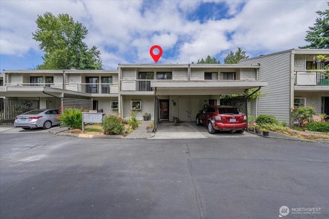 22703 Lakeview Dr Unit E5, Mountlake Terrace, WA 98043 - townhome / multi-family property with covered parking
