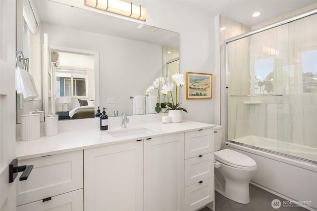 6042B 41st Ave SW, Seattle, WA 98136 - full bath with vanity, ensuite bath, bath / shower combo with glass door, and recessed lighting