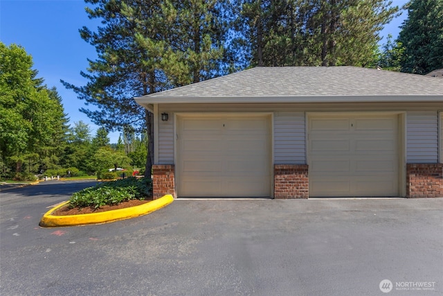 10909 Avondale Rd NE Unit L145, Redmond, WA 98052 - view of garage