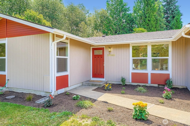 10985 SE 225th St, Kent, WA 98031 - property entrance featuring a shingled roof