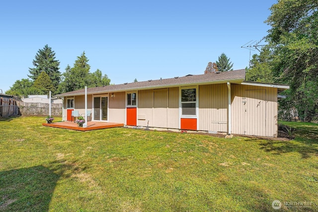 10985 SE 225th St, Kent, WA 98031 - back of property featuring a wooden deck
