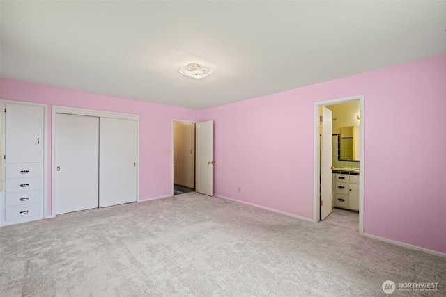 386 Mocliff Rd, Ephrata, WA 98823 - unfurnished bedroom with light carpet, a closet, and ensuite bath