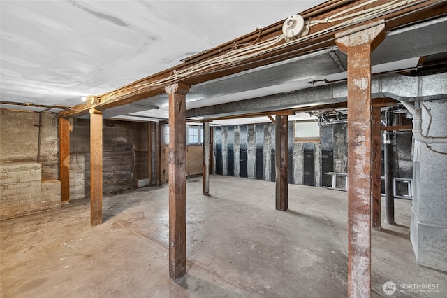 2318 F St, Bellingham, WA 98225 - view of basement