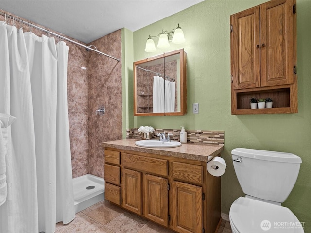 4811 76th St NE Unit 5, Marysville, WA 98270 - full bath with vanity and a shower with curtain