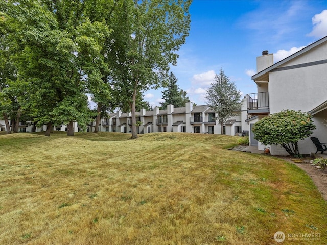 4811 76th St NE Unit 5, Marysville, WA 98270 - view of green lawn with a residential view