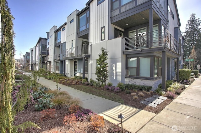 9608 NE 182nd Ct Unit D, Bothell, WA 98011 - view of property featuring a residential view