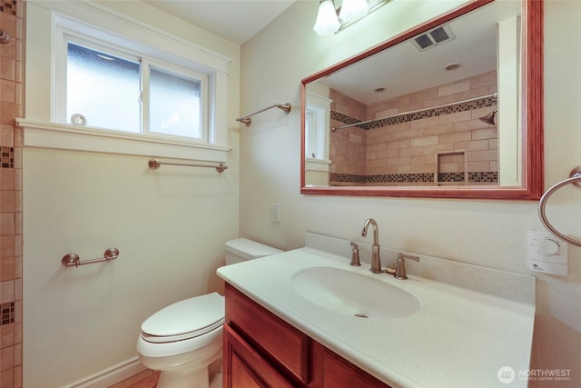 11636 25th Ave SE, Olympia, WA 98513 - bathroom with vanity and a tile shower