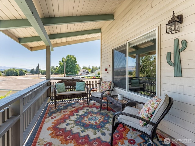 10 S Cove Ave Unit 21, Wenatchee, WA 98801 - view of covered porch
