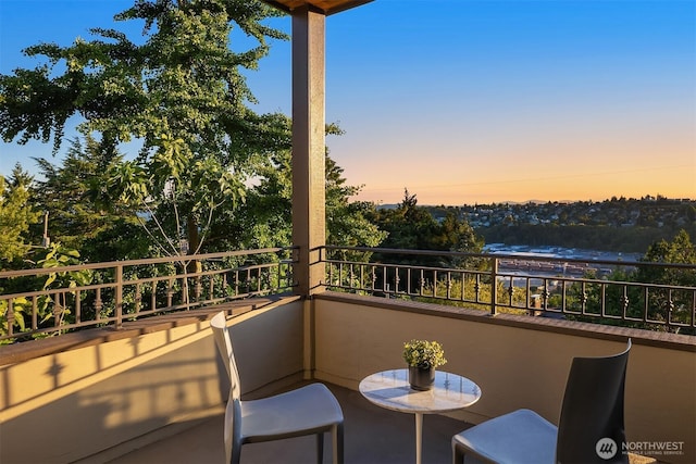 2542 12th Ave W, Seattle, WA 98119 - view of balcony at dusk
