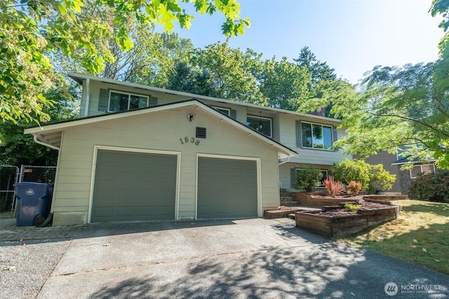 1638 Index Ave SE, Renton, WA 98058 - view of front of property with driveway