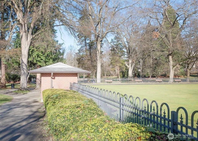 720 6th Ave Unit 206, Tacoma, WA 98405 - view of yard