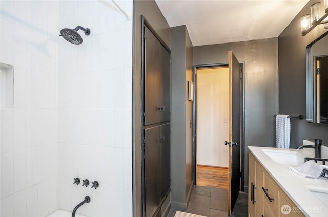 8618 94th St SW, Lakewood, WA 98498 - full bathroom featuring double vanity