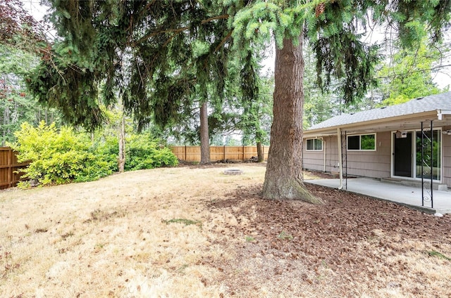 8618 94th St SW, Lakewood, WA 98498 - view of yard featuring a patio
