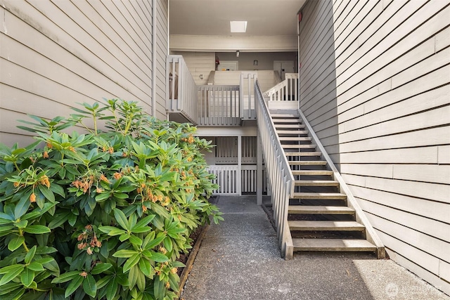 2506 S 317th St Unit 103, Federal Way, WA 98003 - view of staircase