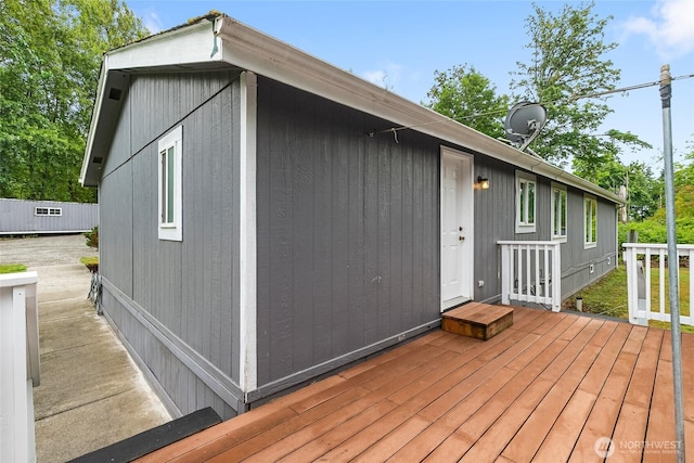 370 Van Wyck Rd, Bellingham, WA 98226 - view of wooden terrace
