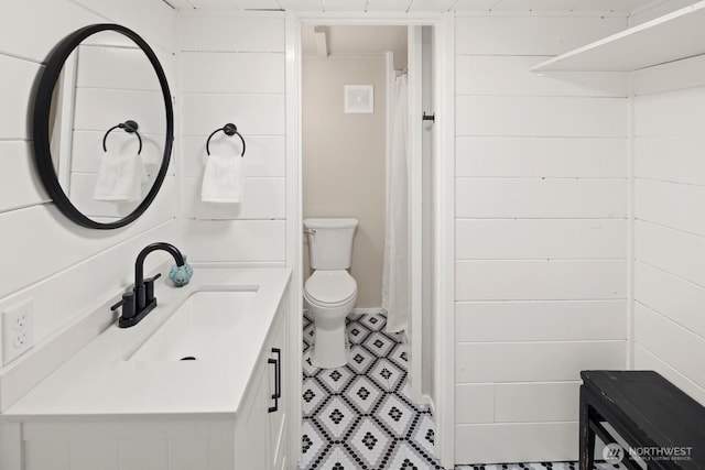 3106 NE 60th St, Seattle, WA 98115 - full bathroom with vanity and curtained shower