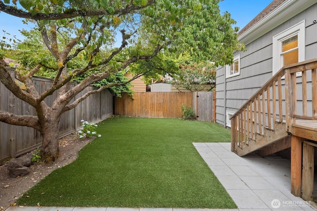 3106 NE 60th St, Seattle, WA 98115 - fenced backyard featuring a patio
