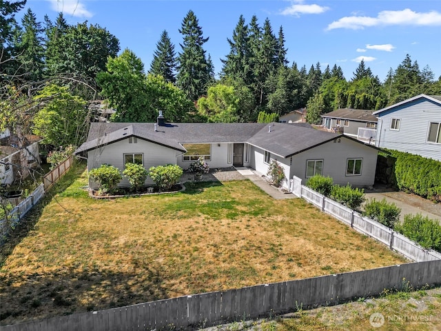13511 SE 266th St, Kent, WA 98042 - ranch-style house featuring a fenced backyard