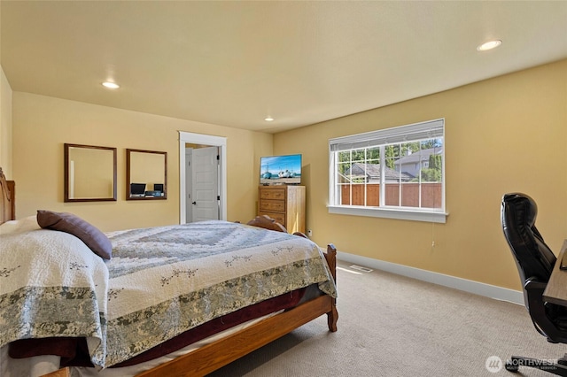 218 Lilly Ln, Mount Vernon, WA 98274 - carpeted bedroom featuring recessed lighting