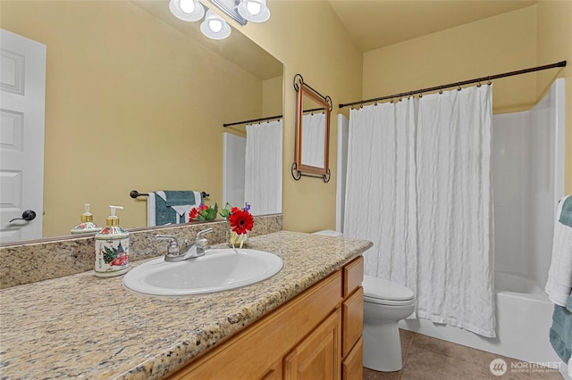 218 Lilly Ln, Mount Vernon, WA 98274 - bathroom featuring tile patterned flooring, vanity, and shower / bath combo with shower curtain