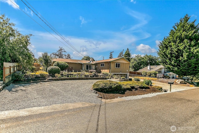 622 119th Ave E, Edgewood, WA 98372 - view of front of home