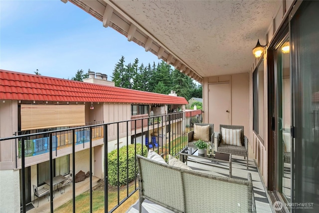 15749 NE 18th St Unit B5, Bellevue, WA 98008 - balcony with outdoor lounge area