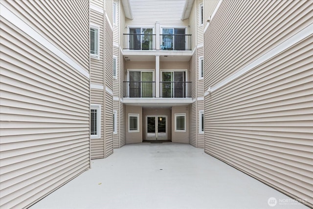 15000 Juanita Dr NE Unit 402, Kenmore, WA 98028 - patio / terrace with a patio
