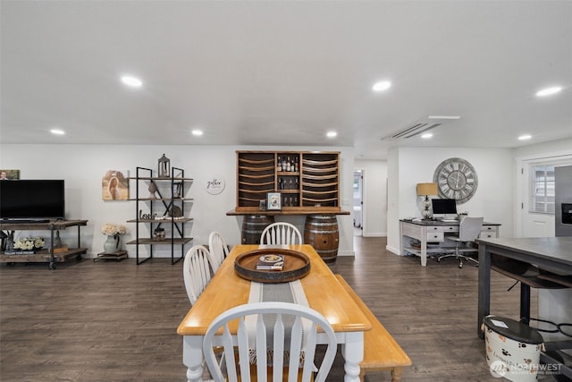 2010 Tacoma Rd, Puyallup, WA 98371 - dining area with an office area, recessed lighting, and dark wood-style floors
