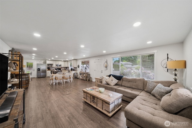 2010 Tacoma Rd, Puyallup, WA 98371 - living area featuring recessed lighting and dark wood-style floors