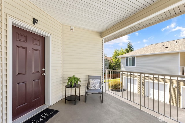 6125 Kennedy Ave SE Unit F7, Auburn, WA 98092 - view of exterior entry with a balcony