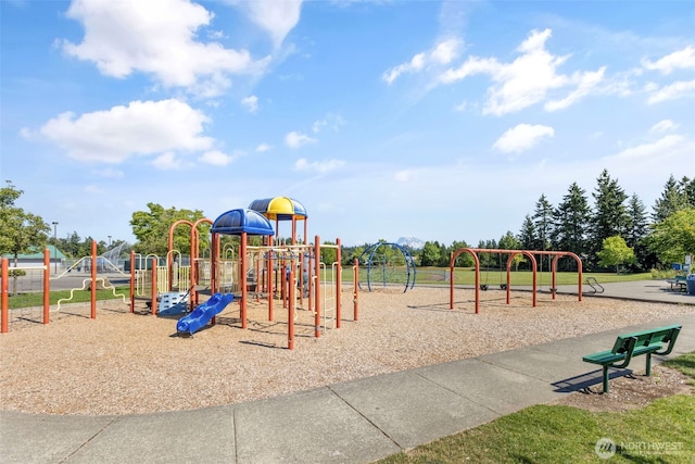 6125 Kennedy Ave SE Unit F7, Auburn, WA 98092 - view of communal playground