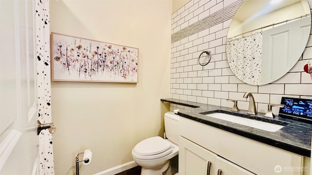 23884 NE 112th Cir Unit 2, Redmond, WA 98053 - full bath with tasteful backsplash and vanity